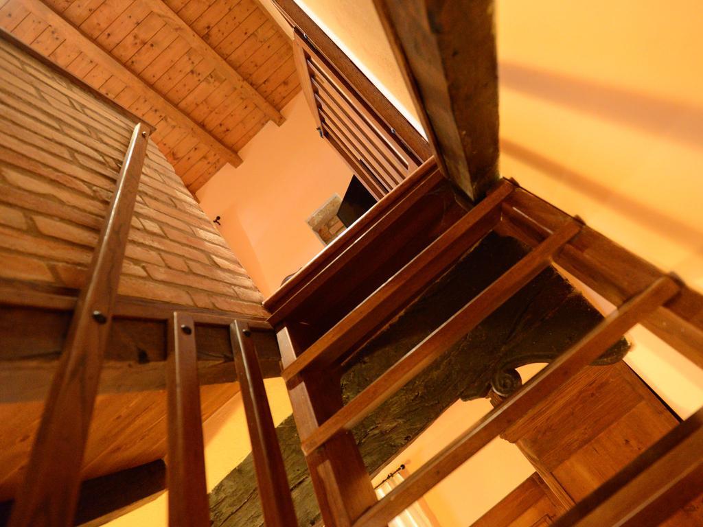 Torretta Di Bassano Hotel Rivergaro Buitenkant foto