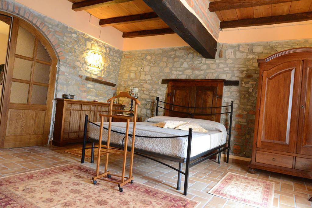 Torretta Di Bassano Hotel Rivergaro Buitenkant foto